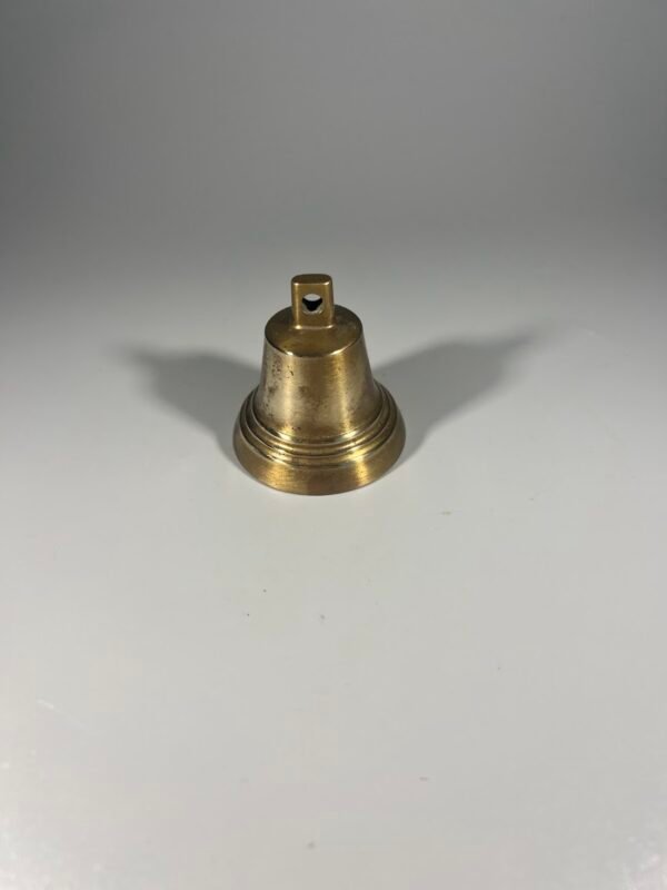 Varpelis žalvarinis mažas, maloniai ir skambiai skambantis. Kaina 20