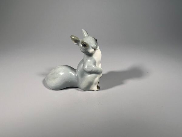 Statulėlė Voverė porcelianinė, sovietinė, tarybinių laikų, LFZ, ЛФЗ. 1970–1980 m. Kaina 22