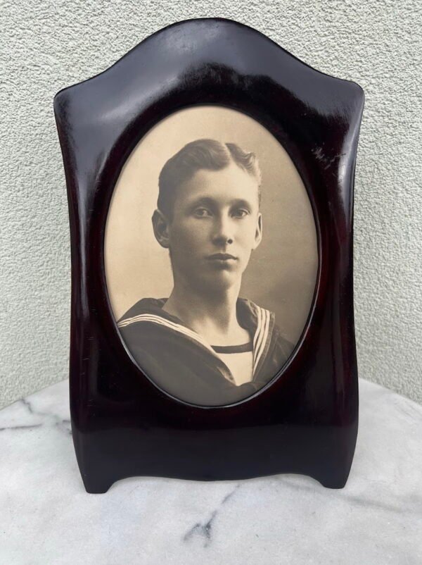 Rėmas, rėmelis raudonmedžio, antikvarinis, Art Nouveau stiliaus. Kaina 33