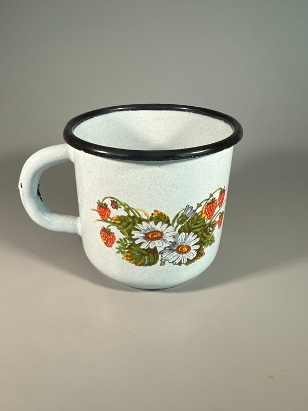 Puodelis skardinis, emaliuotas, sovietinis, tarybinių laikų. 4 vnt. Talpa 280 ml. Kaina po 6