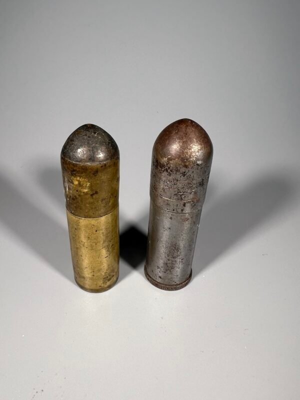Žiebtuvėlis antikvarinis, tarpukario laikų, kulkos formos, Trench art, tranšėjų meno stiliaus. 2 vnt. Kaina po 66