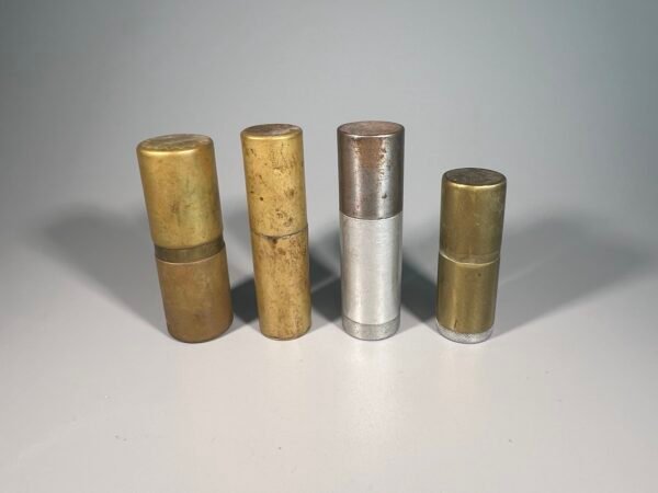 Žiebtuvėlis antikvarinis, tarpukario laikų, cilindro formos, Trench art, tranšėjų meno stiliaus. 4 vnt. Kaina po 63