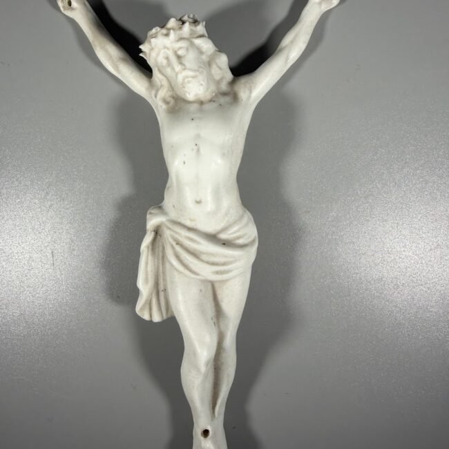 antikvarine-biskvitinio-porceliano-kristaus-figura-krucifiksui.jpg