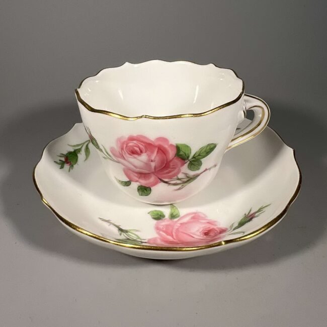 meissen-porceliano-mokos-puodelis-rozes.jpg