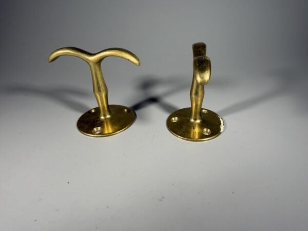 Vintažinis žalvarinis sieninis tvirtas kabliukas (2 vnt., „T“ inkaro formos, 6 cm)