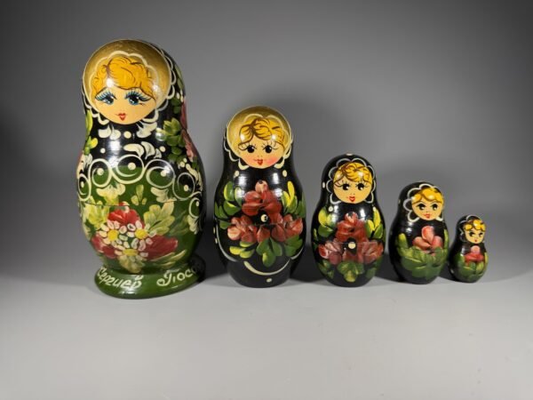 Tradicinis 5 dalių matrioškų rinkinys „Sergijev Posad“ (~1980–1995 m., aukštis 4–18 cm)