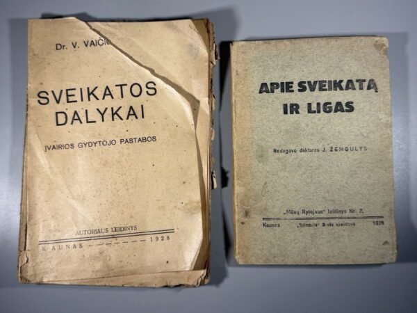 Dvi tarpukario knygos Apie sveikata ir ligas, 1928 m.