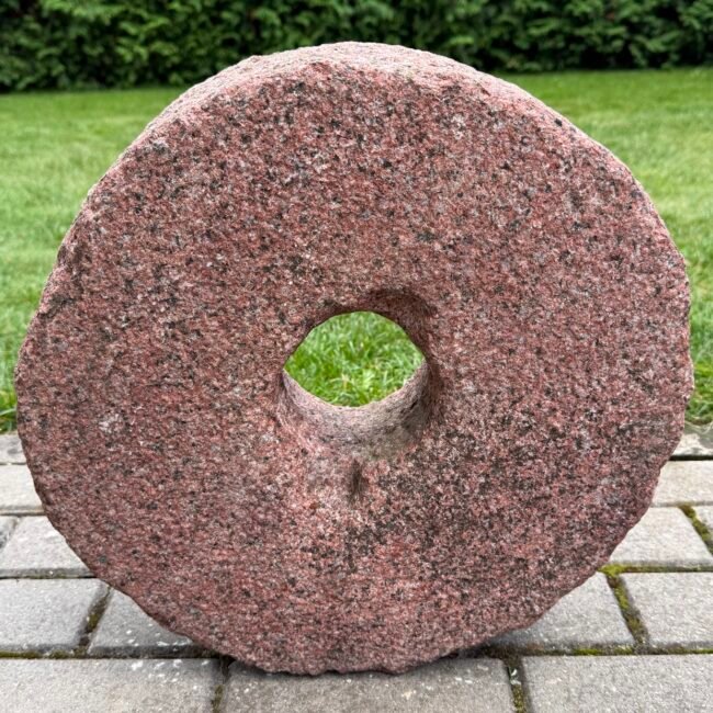 antikvarine-rausvo-granito-girnapuse-skersmuo-46-cm